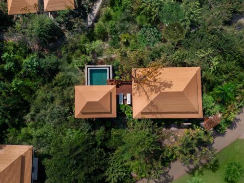 an overhead view of a house with a yard at Banyan Tree Cabo Marques in Acapulco