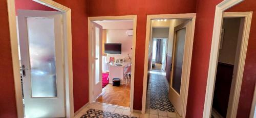 Cozy Near Acropolis by LV