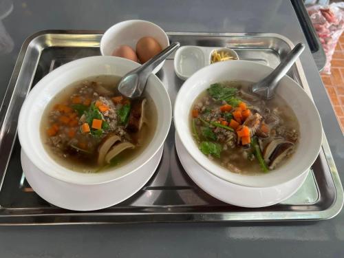 Mad på hotellet eller i nærheden