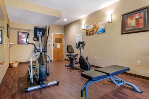 Fitness centrum a/nebo fitness zařízení v ubytování Comfort Inn Amite