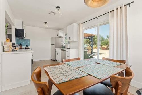 Gallery image of Casa De Los Altos By The Cohost Company in Yucca Valley