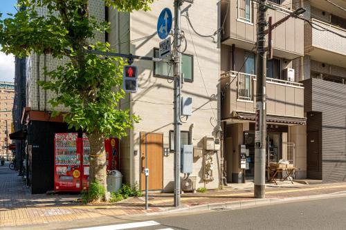 4-minute walk from the station direct access to Shinjuku Station within walking distance of Ueno 駅から徒歩4分 新宿駅まで乗り換えなし 台東3丁目戸建