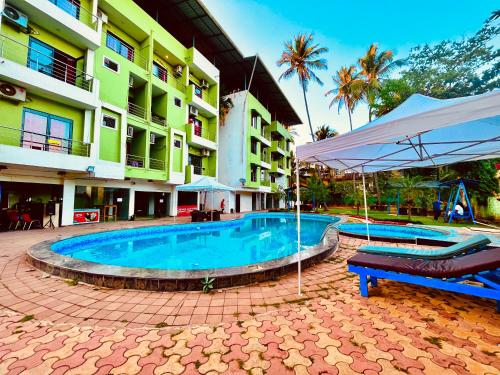 Kolam renang di atau dekat dengan Shivam Resort - Calangute Beach, Goa