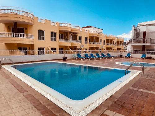 Bazén v ubytovaní Residencial La Mar mit Meerblick alebo v jeho blízkosti