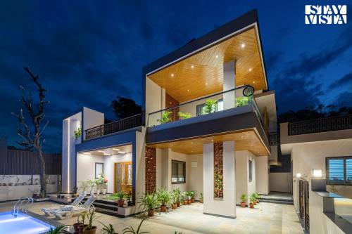 Το κτήριο όπου στεγάζεται  η βίλα