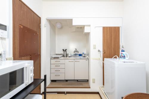 4-minute walk from the station direct access to Shinjuku Station within walking distance of Ueno 駅から徒歩4分 新宿駅まで乗り換えなし 台東3丁目戸建