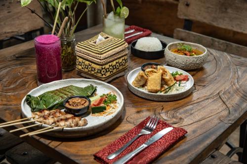 Mad i villaen eller i nærheden