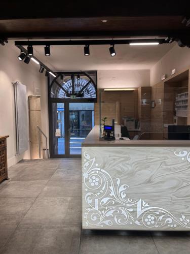 Vstupní hala nebo recepce v ubytování Hotel dei Gonzaga, MantegnaHotels