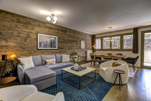 White Pearl Apartments