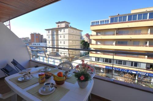 RNET - PS26 - Roses Costa Brava