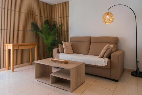 WELCS CASA ADOSADA 235 EMP con terraza