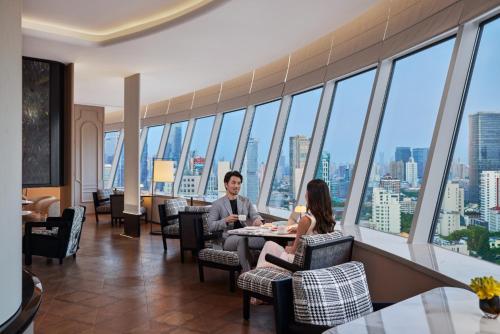 Επισκέπτες που μένουν στο Hilton Shanghai City Center -Steps from iconic landmarks Wukang Mansion and Jing'an Temple