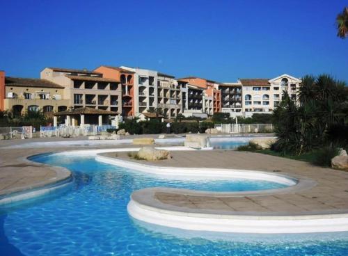 Πισίνα στο ή κοντά στο Blue Marine, vue mer, 2 chambres