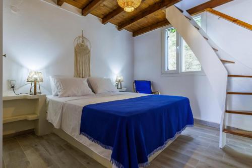 Avra Home - Island Living in Skopelos Town