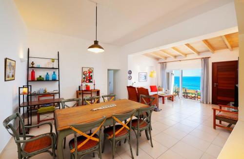Idyllic Beachfront House