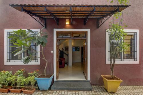 2BHK Private Pool Villa, JAQK Holidaysの外観または入り口