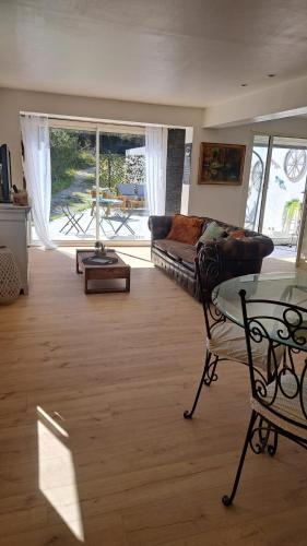 T2 avec terrasse calme absolue dans Marseille