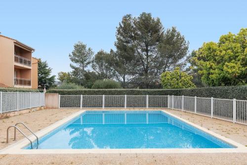 Le Hameau Des Archers Your Host Helper