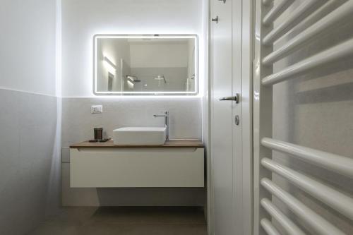 2 Bedrooms De Angeli - 10 minuti dal Duomo