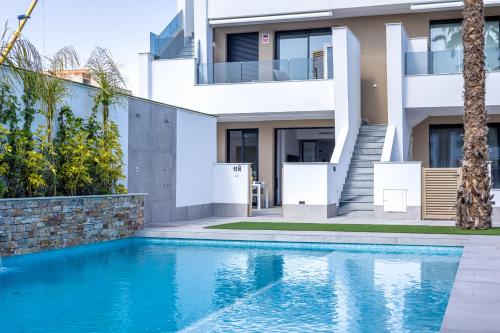 La Llana Beach Barcos