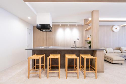 整白 貸切 2階建ての広い町屋 屋上にサウナとジャグジー寝室4部屋