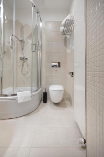 Brovaria Boutique Hotel Stary Rynek - Old Town Squareにあるバスルーム