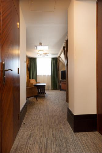 Brovaria Boutique Hotel Stary Rynek - Old Town Squareにあるテレビまたはエンターテインメントセンター