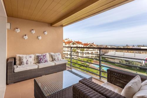 Cidadela Deluxe 2BR with Pool and Sea View