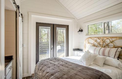 Φωτογραφία από το άλμπουμ του Charming Cabin with Stunning Sights in Monteagle, Tennessee σε Monteagle