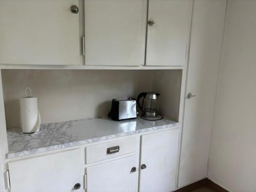 Modest studio in the city center - Cross 4