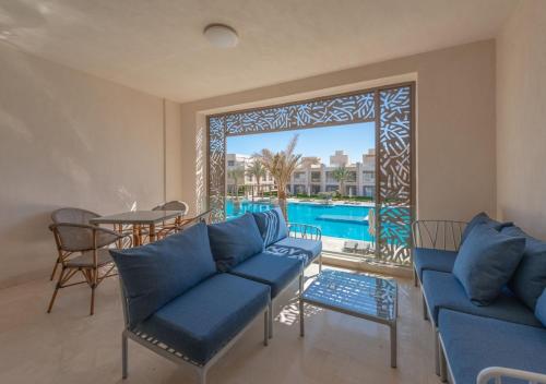 Sea View 2BR Mangroovy Gouna I Swimming Pool and Red Sea Beach