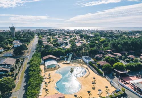 La Plage 4 étoiles emplacement C41 3CH 1SDB 6 personnes