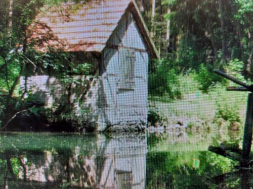 Gallery image of Wochenendhaus, traumhafte Alleinlage am Bachlauf in Schadenbach