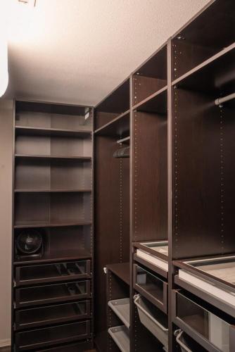 Φωτογραφία από το άλμπουμ του Villa with Hot Tub, Firepit and Game room σε McMinnville