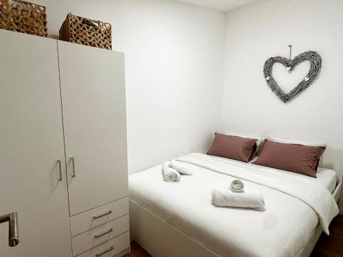 Ένα ή περισσότερα κρεβάτια σε δωμάτιο στο Superior Holiday Home Fortuna
