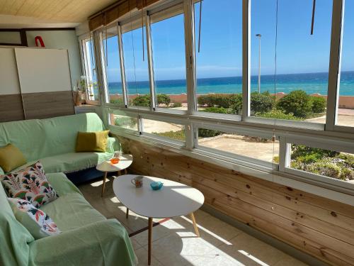 INFINITE BLUE ,CABO CERVERA LA MATA, FRONT SEA VIEW !Free Parking,High speed Internet