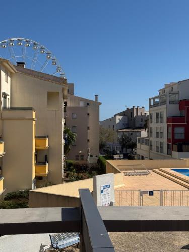 Appartement Passion Port Piscine Vue grande roue Cap d'Agde - Histoire de clés
