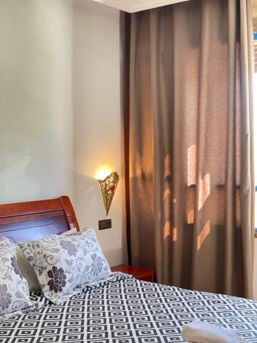 Letto o letti in una camera di Hotel Ryad Tetouan Aero