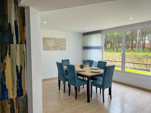 Modern Retreat 700m from the Beach - Salgados