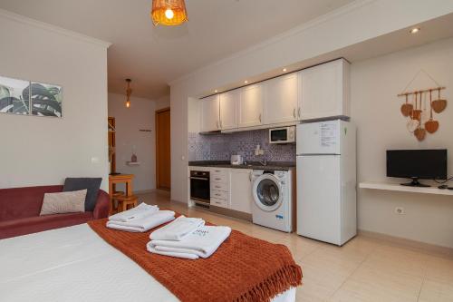 B44 - Alto do Quintao Central Apartment
