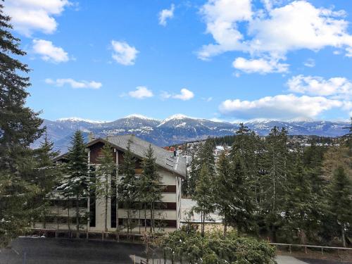 Alpine Evasion - Crans Montana - Swiss Alps
