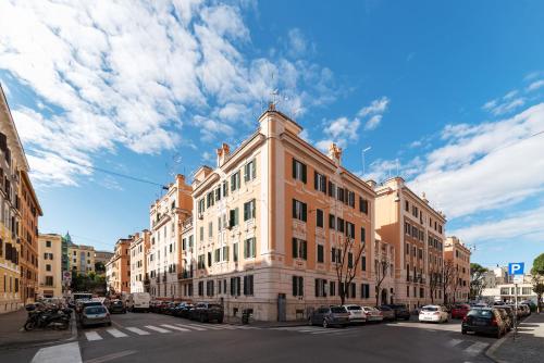 GuestHost Cozy Flat X4 - 450m to Vatican City!