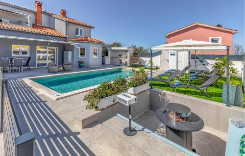 Lovely Home In Pula With Sauna