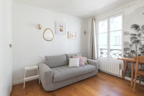 Gambey 2 - CI - Cosy and calm Parisian flat for 2pers