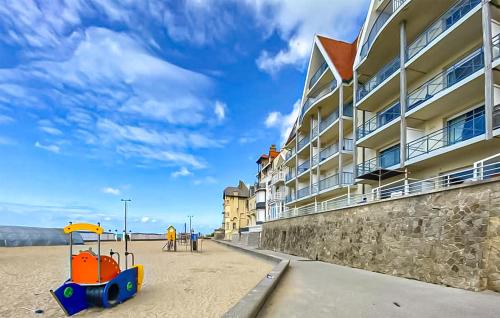 1 Bedroom Cozy Apartment In Wimereux