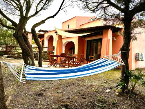 Taman di luar Villa LUMIè Stintino