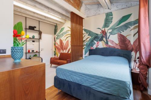 Jungle flat