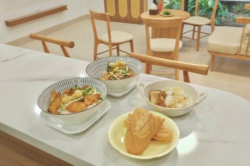 Jídlo v hotelu nebo okolí