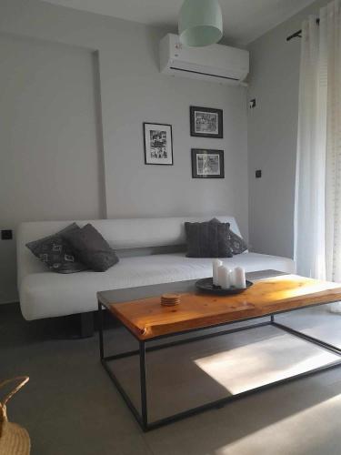 DAFNI Apartment