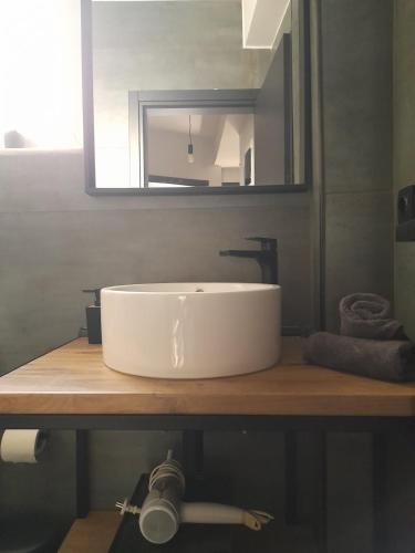 DAFNI Apartment
